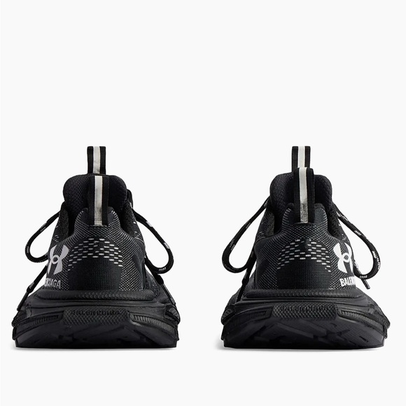 Balenciaga sneaker , Black and White Athletic Sneakers - Picture 4 of 5